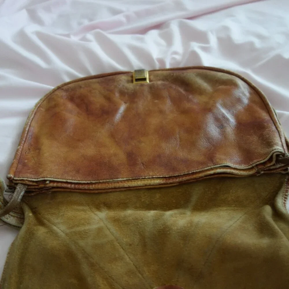 Vintage Art Deco Leather Crossbody Bag - Picture 11 of 14